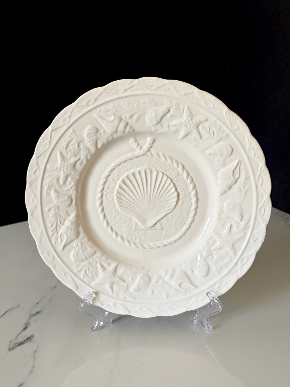 9.5" Seashell Plate by Bordallo Pinheiro